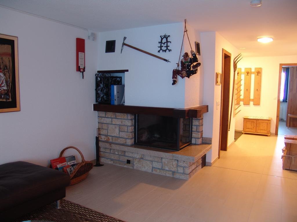 Strahlhorn Apartman Zermatt Szoba fotó