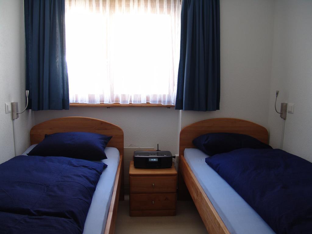 Strahlhorn Apartman Zermatt Szoba fotó