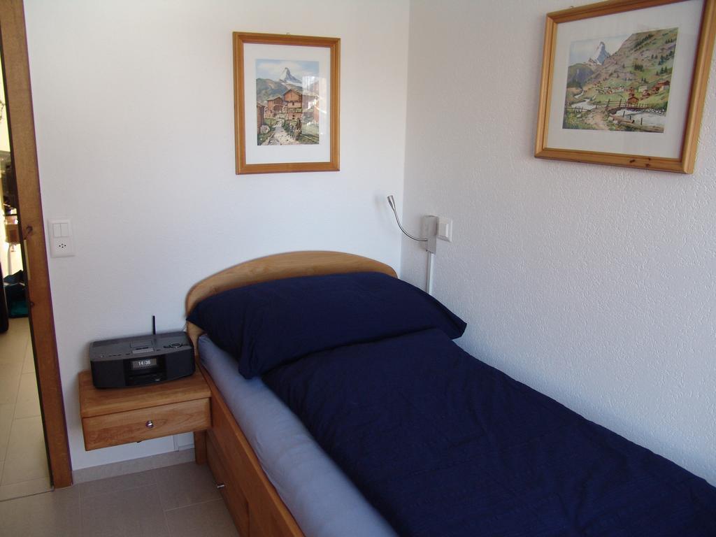 Strahlhorn Apartman Zermatt Szoba fotó