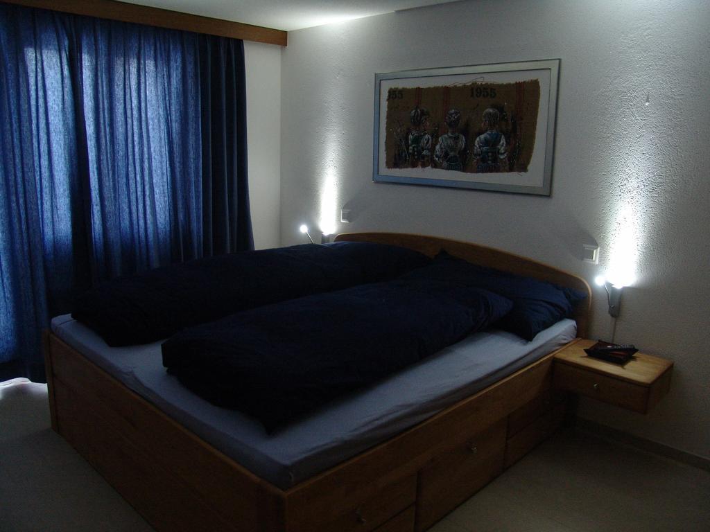 Strahlhorn Apartman Zermatt Szoba fotó